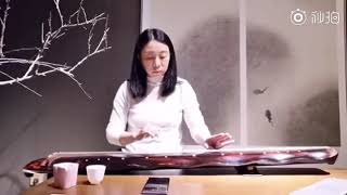 广陵派琴家杨春薇讲座并演奏古琴名曲《山居吟》 Guqin Expert Yang Chunwei Plays "Shan Ju Yin" (Living in the Mountain)