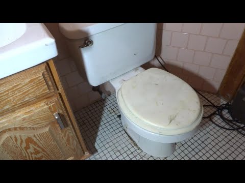 WORST TOILET REPAIR I HAVE SEEN IN A LONG TIME