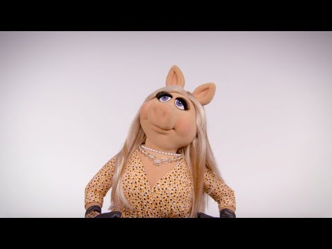 Muppet Thought of the Week ft. Miss Piggy | The Muppets