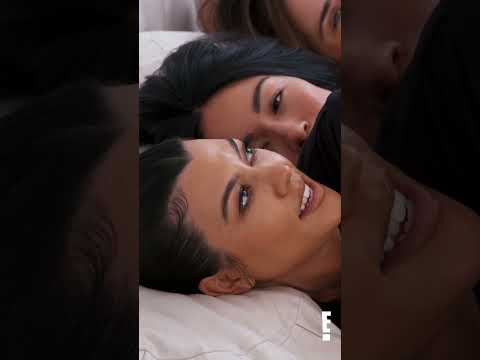 #KourtneyKardashian realizes she and her #Kardashian sisters aren't very affectionate 🤔 #kuwtk