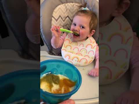 Say YES to vegetables🥕🥦 | mealtime fun for babies #shorts