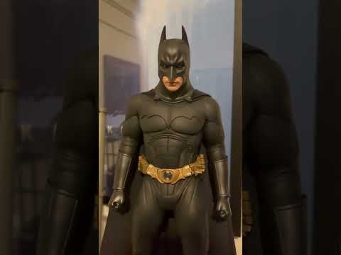 WATCH THIS NOW!!! HOT TOYS BATMAN BEGINS FIGURE FIXED!!! #shorts #hottoys #batman #batmanbegins #dc