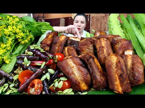 ซี่โครงหมูทอดหอมๆกับตำถั่วปีนัวๆข้าวเหนียวฮ้อนๆเเซ่บเข้ากันจ้า|ส้มซ่าพาเเซ่บ 15 ธันวาคม ค.ศ. 2024