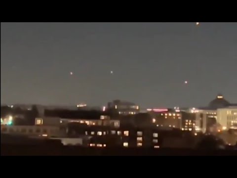 Multiple Thanksgiving Day UFO/UAP Bi-Aviator+ Spotted Over Capitol ?