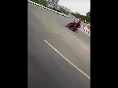 #ktm Duke 250 #stunt whatsapp #status #YouTube shorts 😱😱🔥#shorts