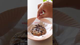 90 sec microwave eggless single serve chocolate chip cookie 🍪