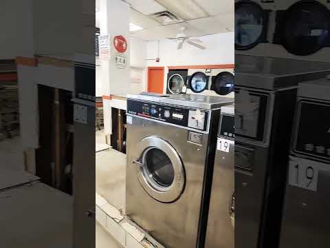 Laundromat in Elmwood Providence #providence #Laundromat #laundry #aesthetic #vaporwave #vapor