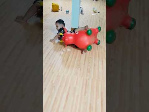 A child rode a rubber horse and fell. #shorts #subscribe #share #viral #shortsyoutube #baby #horse