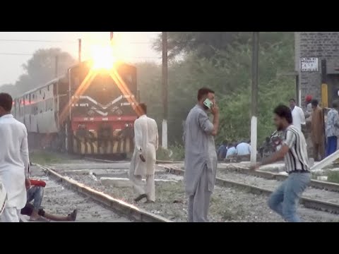 Perfect Crossing Trains 2 | Pakistan Railways