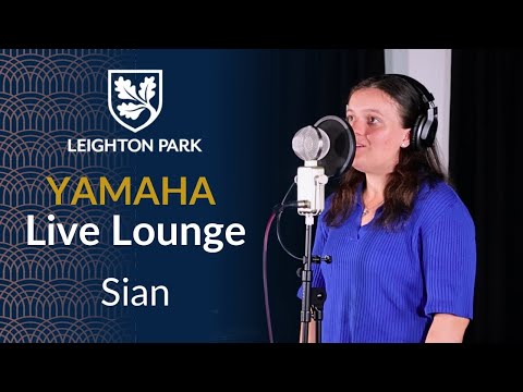 Sian performs 'Si Mes Vers Avaient Des Ailes' | Live Lounge