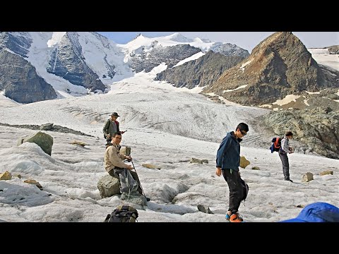 360 Glacier Hike Video - Walking Pers Glacier