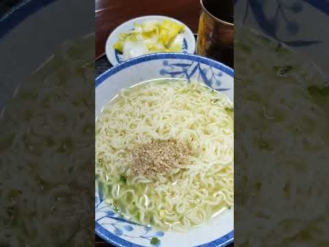 昼食#ぴよこおばちゃんサッポロ一番塩ラーメン #ポケットモンスター #food #japan