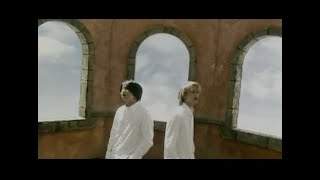 KinKi Kids「ボクの背中には羽根がある」Music Video