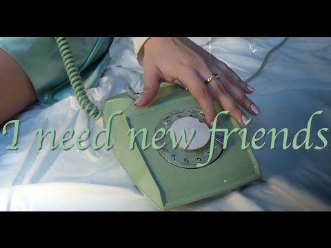 Ceci Rivss - I Need New Friends (Lyric Video)