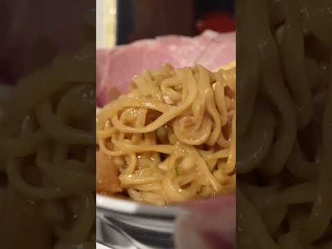 小麦の麺神の肉まぜそばが絶妙な中毒性でめちゃくちゃ旨い