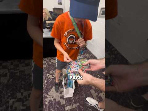 I Surprised a Pokémon Fan with Free Pokemon Cards