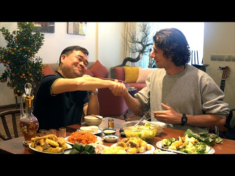 Typical Vietnamese meal during Tet - English guy learns about KITCHEN GOD DAY RITUALS