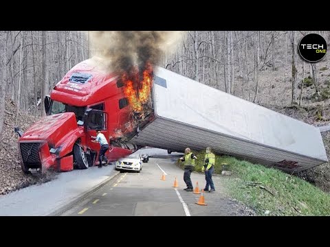 Dangerous Idiots Fastest Truck & Heavy Equipment Fails | Extreme Truck Idiots at Work #10