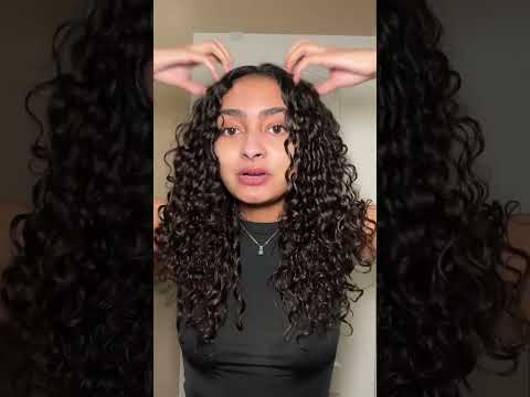 TRYING THE VIRAL CURLY HAIR BRUSH | BOUNCE CURL