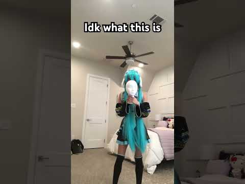 👽 #vocaloid #hatsunemiku #miku #cosplay #silly #ashwolf323 #alien