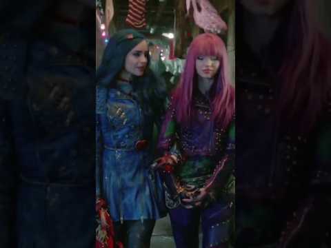 Descendants 2 - I'm not coming back Evie - Dove Cameron, Sofia Carson  #descendants2 #dovecameron