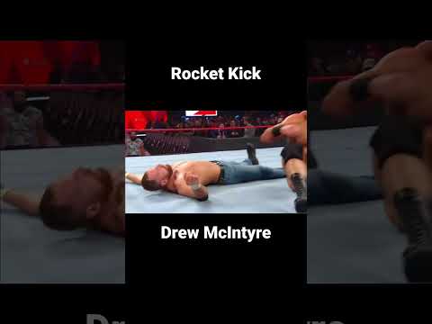 WWE: Claymore Kick