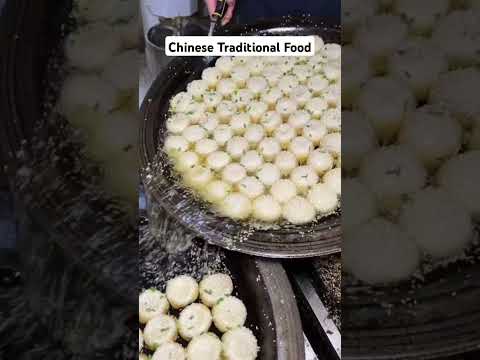 Satisfy Dumpling Cravings with Chinese Street Dumplings #streetfoodlover