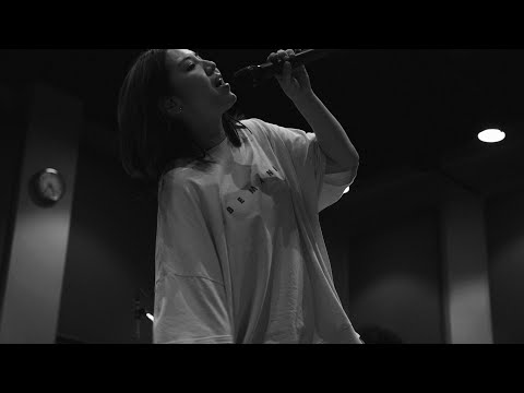 阿部真央 (Mao Abe) - Hands and Dance [Official Music Video]