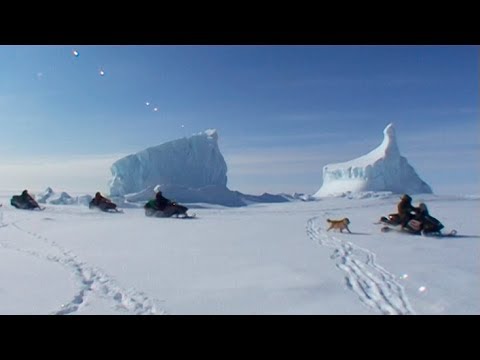 Return by snowmobile to the Inuit's log cabins of Devon Island - Nanoq 2007 expedition