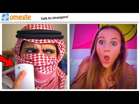 ROASTING Literally... EVERYONE on Omegle AGAIN!