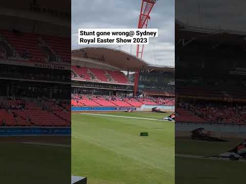 Stunt gone wrong at Sydney Royal Easter Show  #eastershow  #sydney #easter