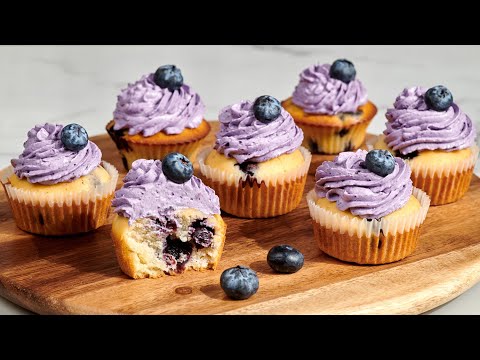 The best blueberry cupcakes recipe.