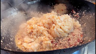 ご飯のお供は最強のTheまかないメシです。　This side dish is the ultimate staff meal.