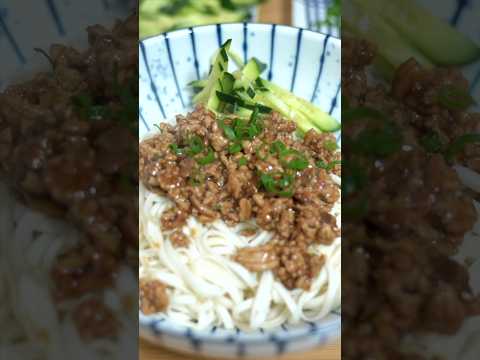 Cheap and Easy Zha Jiang Mian! #flolum #simplefoodsimplefaith #zhajiangmian