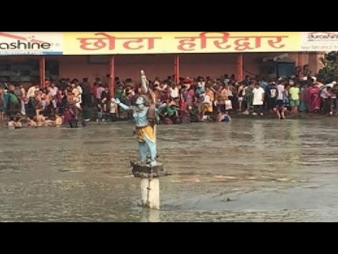 गाजियाबाद मुरादनगर प्रसिद्ध गंग नहर का दृश्य तीर्थ पवित्र स्थान पर नहाने की पुख्ता व्यवस्था नहीं