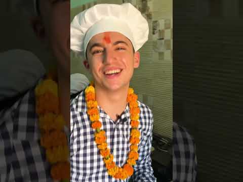 Making roti with the women of Didi Ki Rasoi in Bihar, India! #india #indianfood #cooking