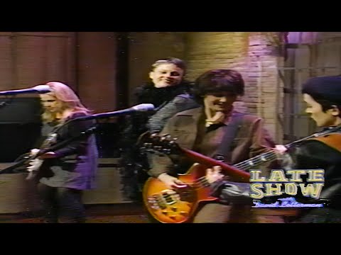 The Go-Go's - The Whole World Lost Its Head (Live on Letterman 1994)