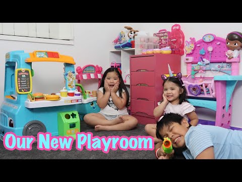 PLAYROOM TOUR!