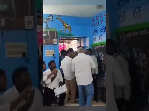 Thala Ajith exclusive video inside the polling booth 😎💥#VidaaMuyarchi .. #AjithKumar#GoodBagUgly