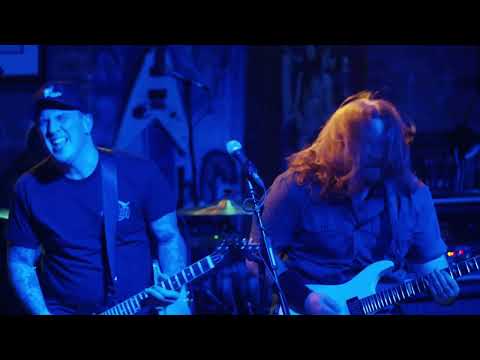 WRAITH - FUELED BY FEAR (LIVE AT REGGIES)