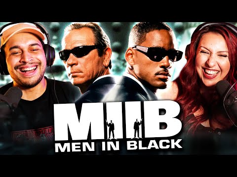 MEN IN BLACK II (2002) MOVIE REACTION - THIS IS NOT WHAT WE EXPECTED - FIRST TIME WATCHING - REVIEW