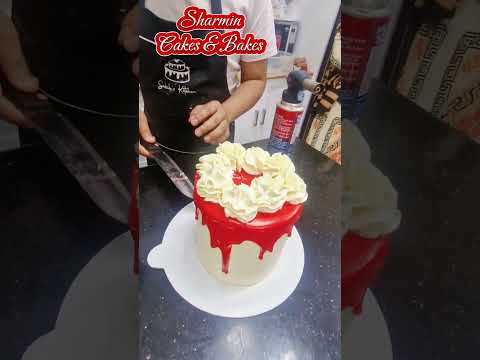 Truly unique Red velvet pastry cream#unique#food#cake #redvelvet #pastry #redvelvetcroissant #tasty