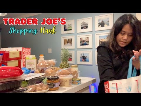 VLOGMAS Day 16 | Trader Joe's Grocery Shopping Haul 🛒 | Living in Los Angeles #traderjoeshaul