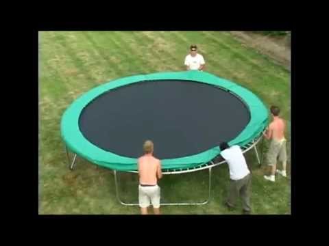 Super-Fun Trampoline Assembly