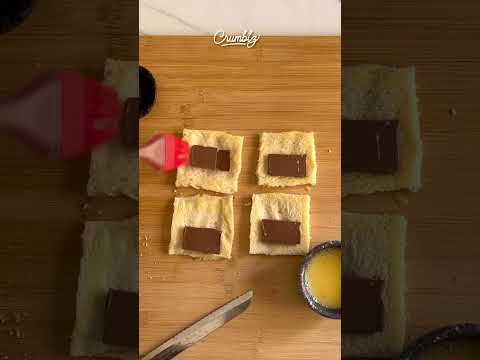 3 Ingredients, 1 Delicious Treat! Making delicious chocolate bread pockets! 😋🤗