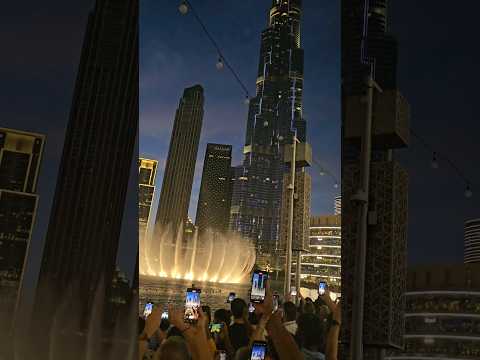 Dubai Mall Fountain Show #burjkhalifa #touristattraction #citywalkdubai #downtowndubai #travel