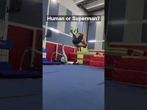 Human or Superman?? #circus #acrobat #fitness #shorts Performer: Andy