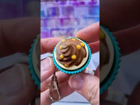 CUPCAKE CLICKER #shorts