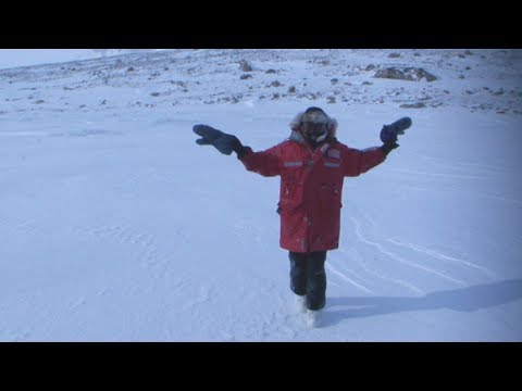 Arrival to the Revoir Pass - Sam Ford Fiord 2010 expedition