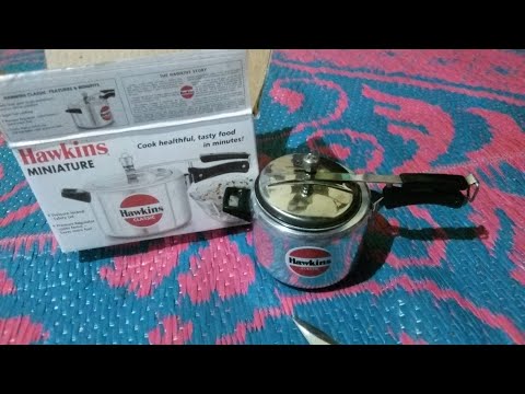 Unboxing of Miniature Hawkins Toy Cooker!